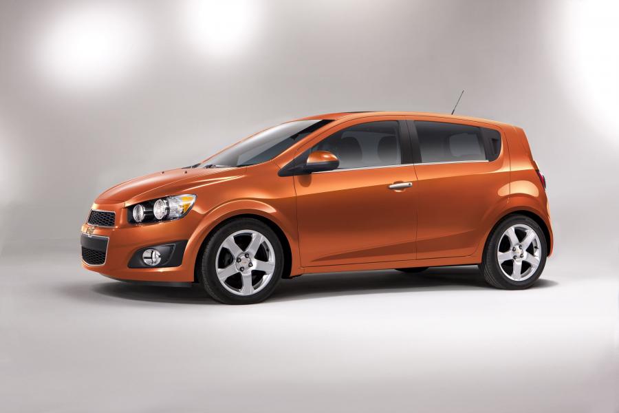  Chevrolet Sonic Hatchback 2011 года  (фото 13 из 13)